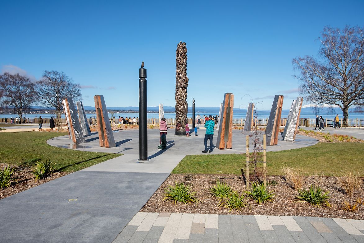 Accessibility photo of Lake Front Public Space